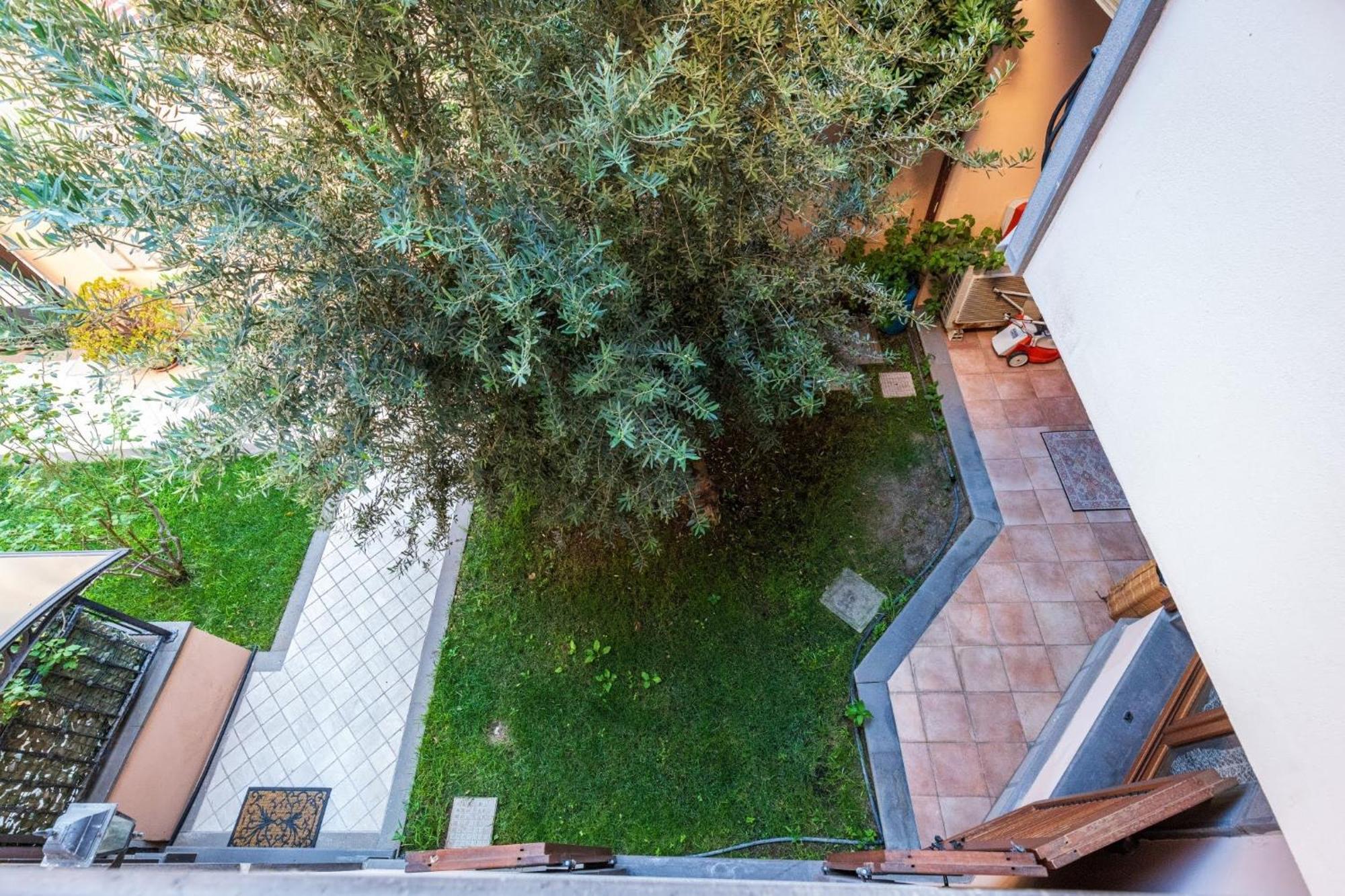Casa Lilla 1 E 2 Apartment Oristano Exterior photo