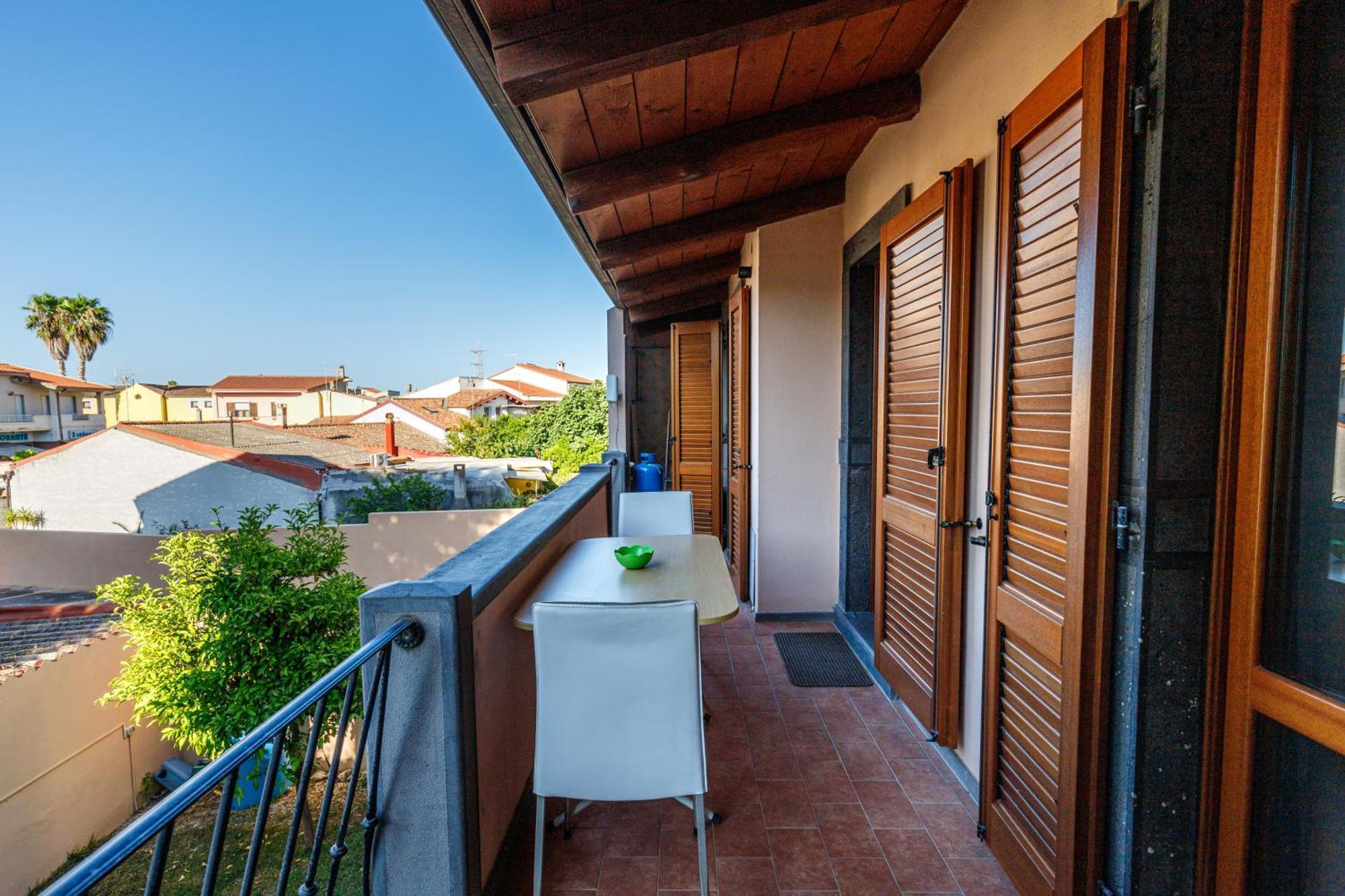 Casa Lilla 1 E 2 Apartment Oristano Exterior photo
